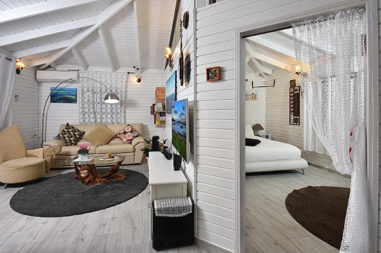 Lodge On The Sea Shave Ziyyon Ngoại thất bức ảnh