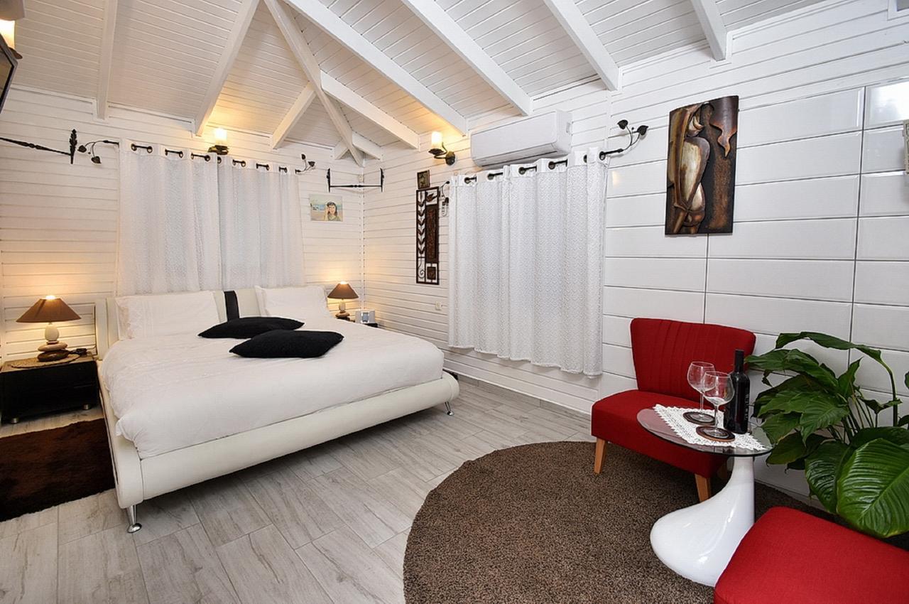 Lodge On The Sea Shave Ziyyon Ngoại thất bức ảnh